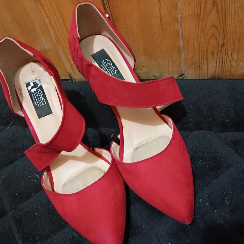 Jones New York Red Suede Heels - Picture 2 of 5